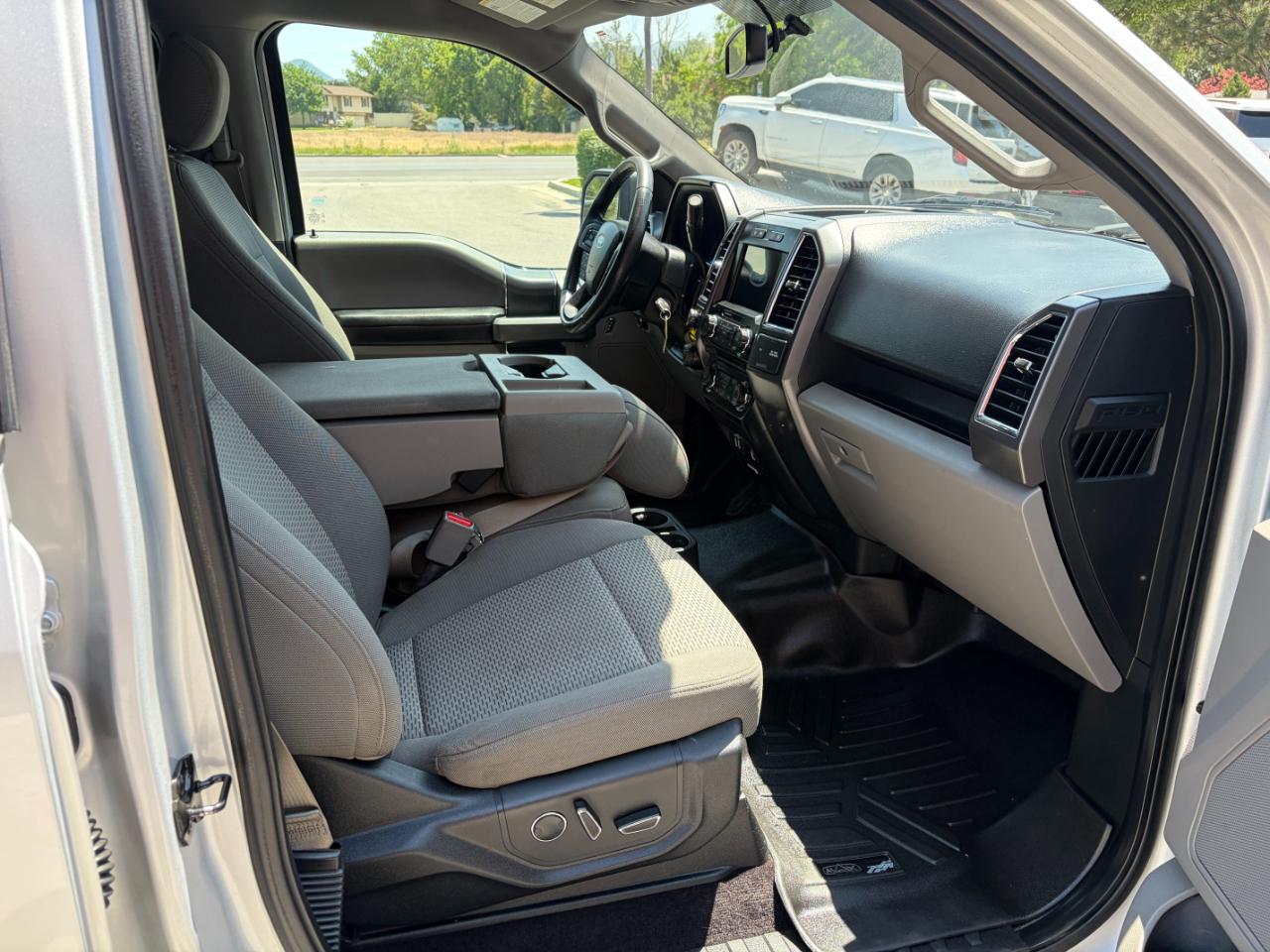 Ford F-150 XLT 4WD SuperCrew 5.5' Box 2017