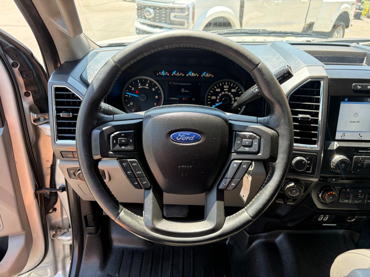 Ford F-150 XLT 4WD SuperCrew 5.5' Box 2017