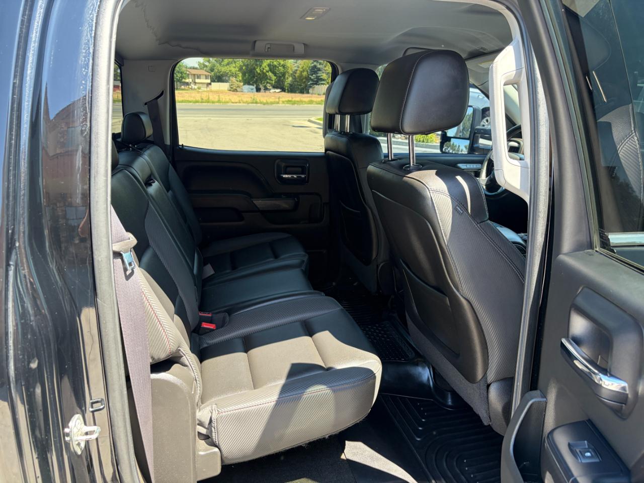 GMC Sierra 1500 4WD Crew Cab 153.0" SLT 2015