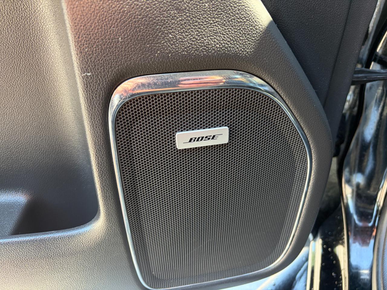GMC Sierra 1500 4WD Crew Cab 153.0" SLT 2015