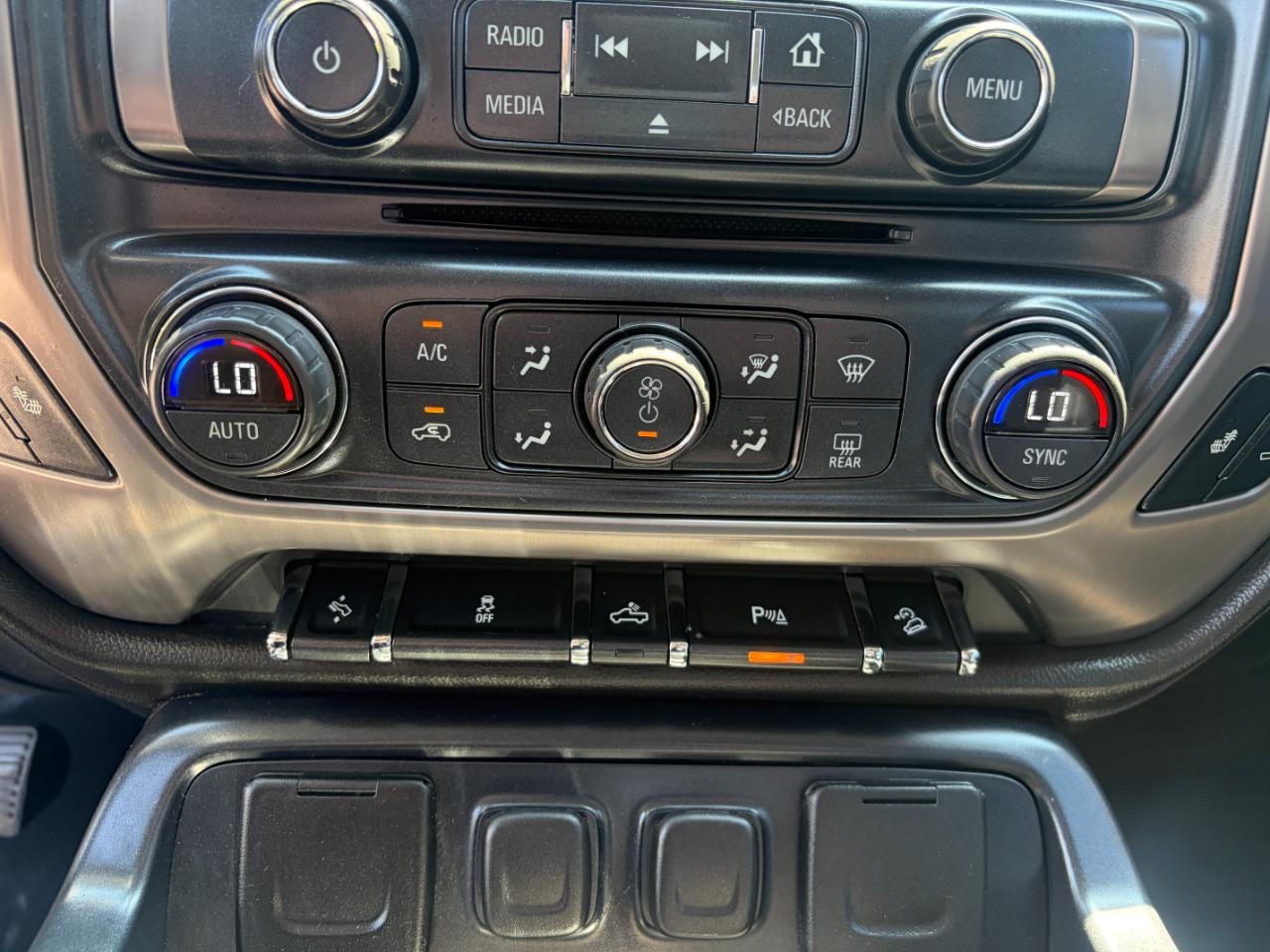 GMC Sierra 1500 4WD Crew Cab 153.0" SLT 2015