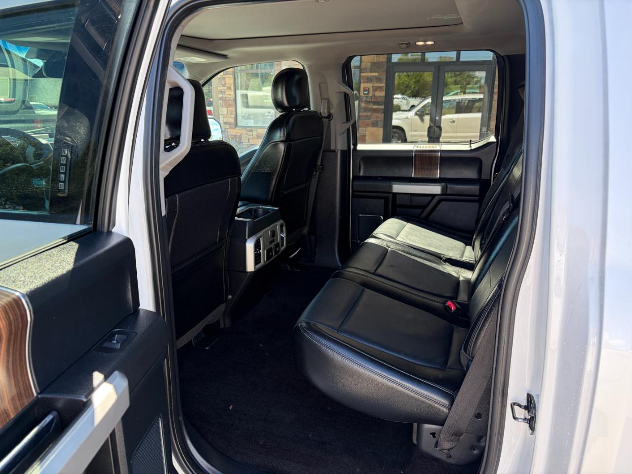 Ford F-150 Lariat 4WD SuperCrew 5.5' Box 2017