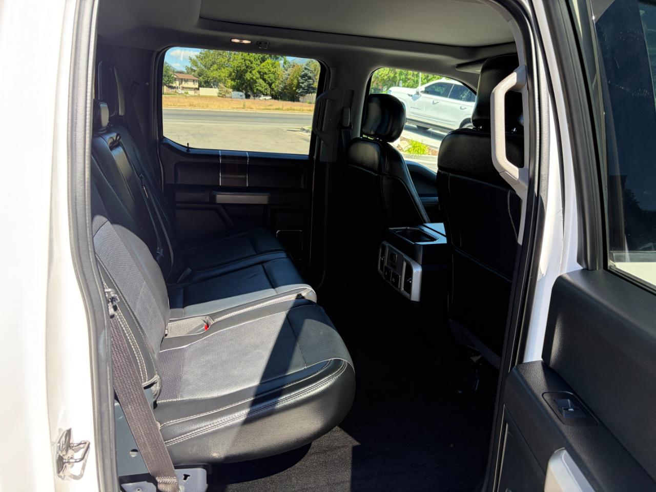 Ford F-150 Lariat 4WD SuperCrew 5.5' Box 2017