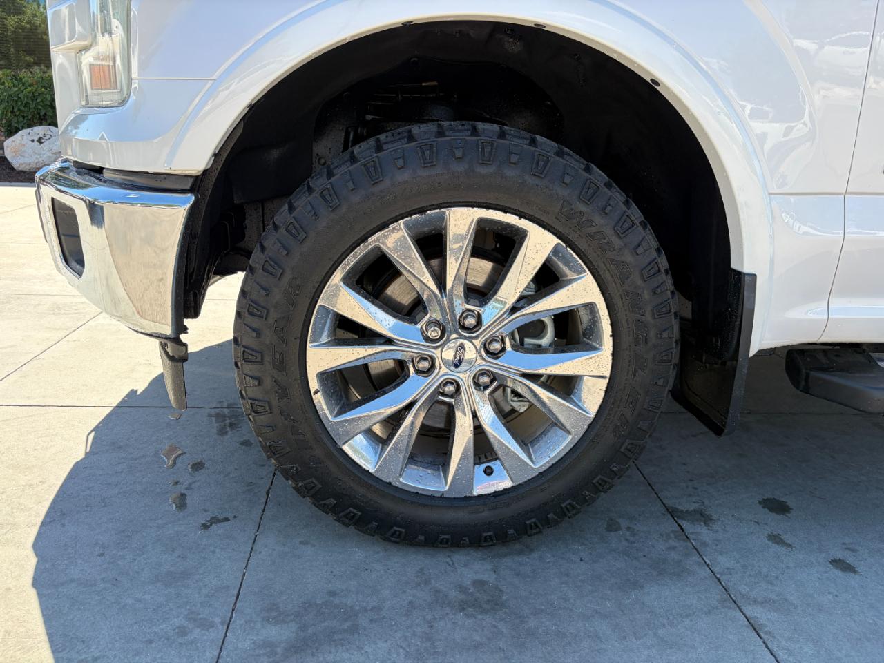 Ford F-150 Lariat 4WD SuperCrew 5.5' Box 2017
