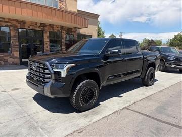2023 Toyota Tundra 4WD Platinum CrewMax 5.5' Bed (Natl)