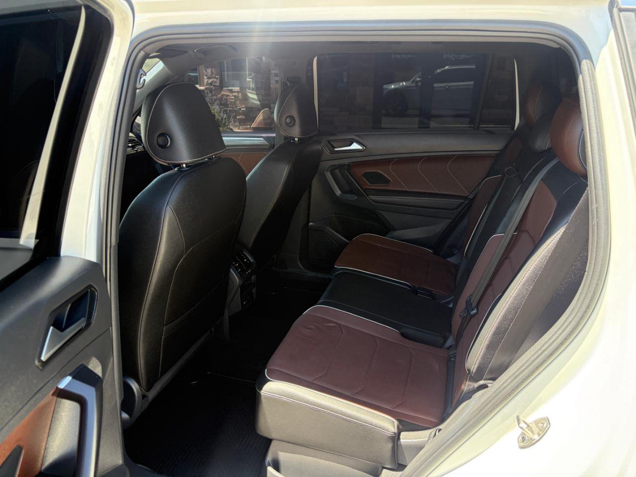 Volkswagen Tiguan 2.0T SEL R-Line 4MOTION 2023