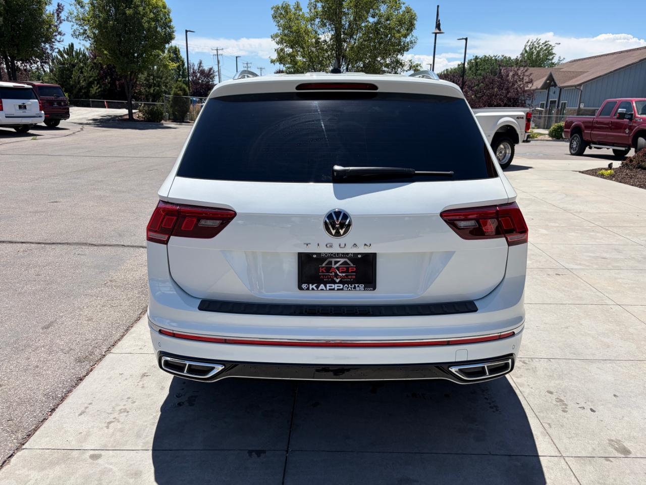 Volkswagen Tiguan 2.0T SEL R-Line 4MOTION 2023