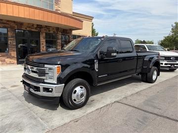 2019 Ford Super Duty F-350 DRW Lariat 4WD Crew Cab 8' Box
