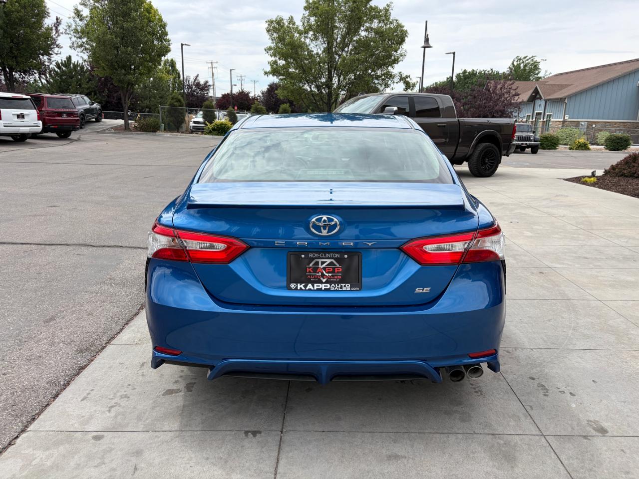 Toyota Camry SE Auto (Natl) 2019