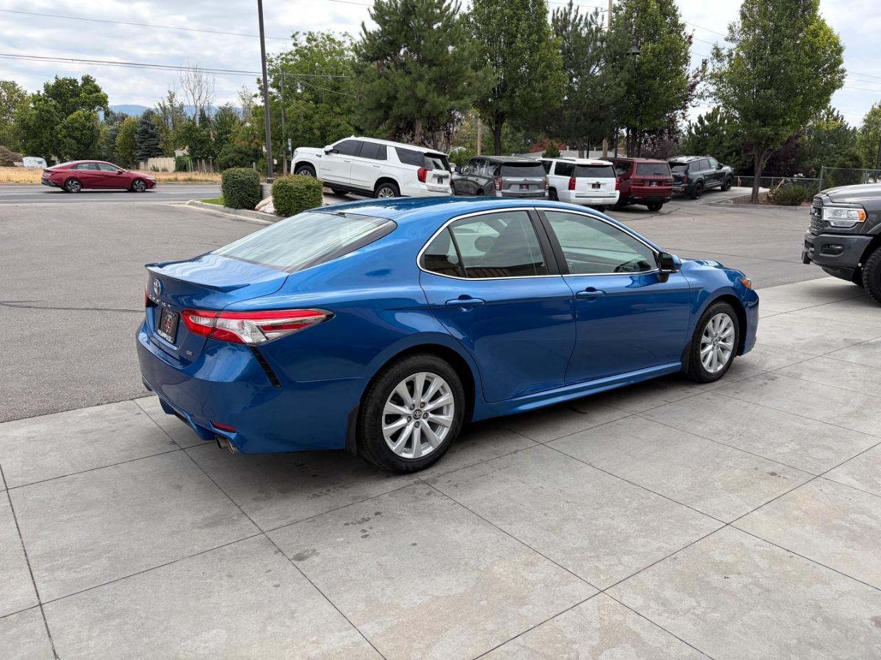 Toyota Camry SE Auto (Natl) 2019