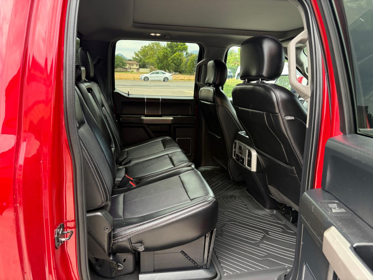 Ford Super Duty F-250 SRW Lariat 4WD Crew Cab 6.75' Box 2020