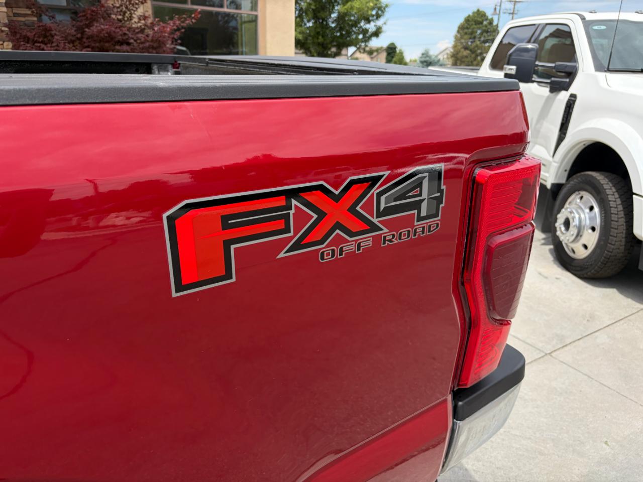 Ford Super Duty F-250 SRW Lariat 4WD Crew Cab 6.75' Box 2020