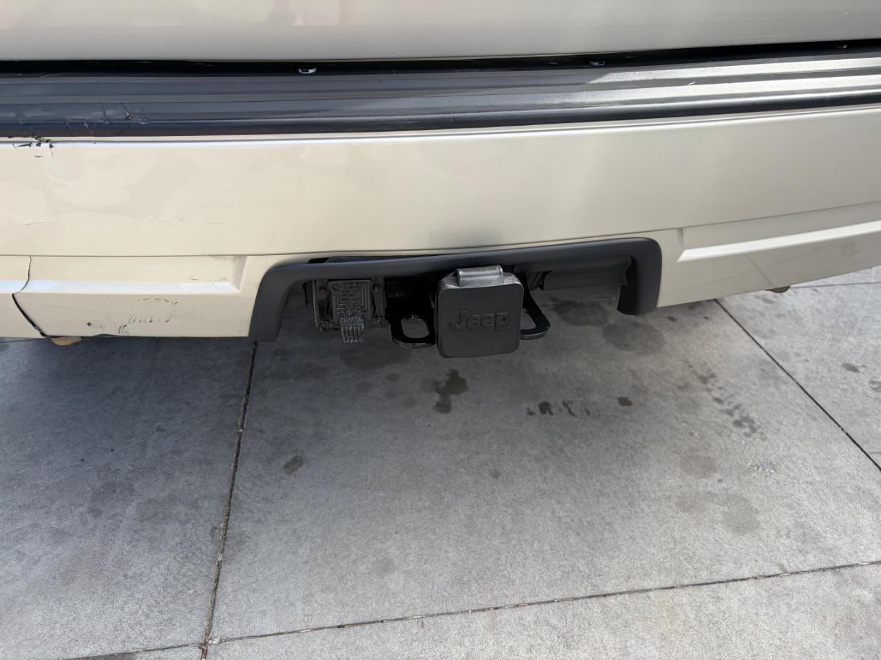 Jeep Grand Cherokee 4WD 4dr Laredo 2010