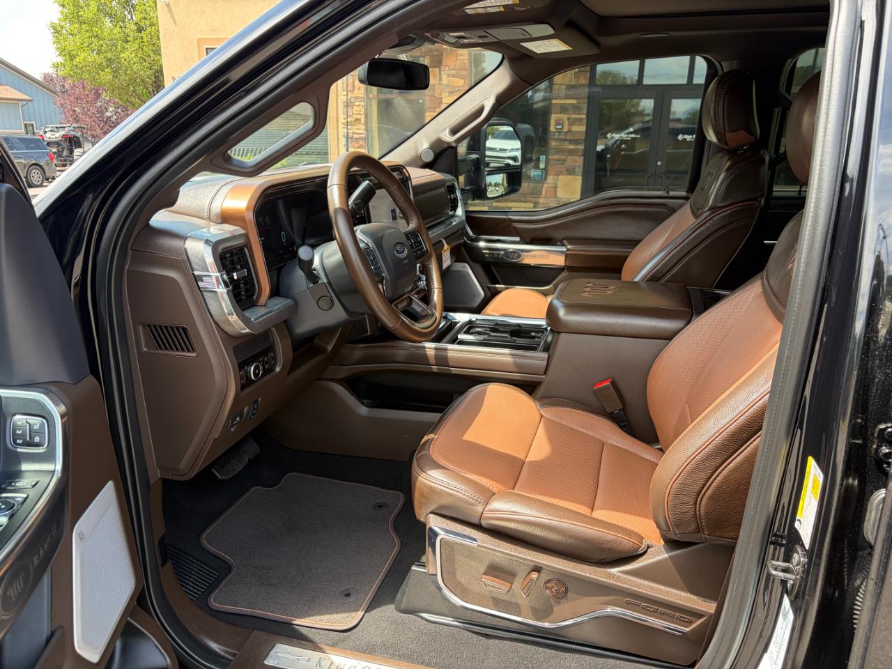 Ford Super Duty F-450 DRW King Ranch 4WD Crew Cab 8' Box 2026