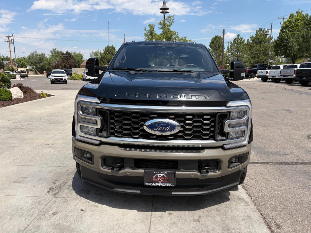 Ford Super Duty F-450 DRW King Ranch 4WD Crew Cab 8' Box 2026