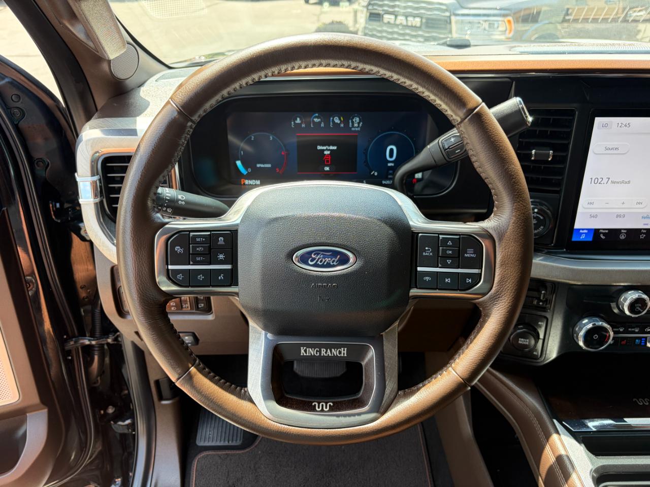 Ford Super Duty F-450 DRW King Ranch 4WD Crew Cab 8' Box 2026