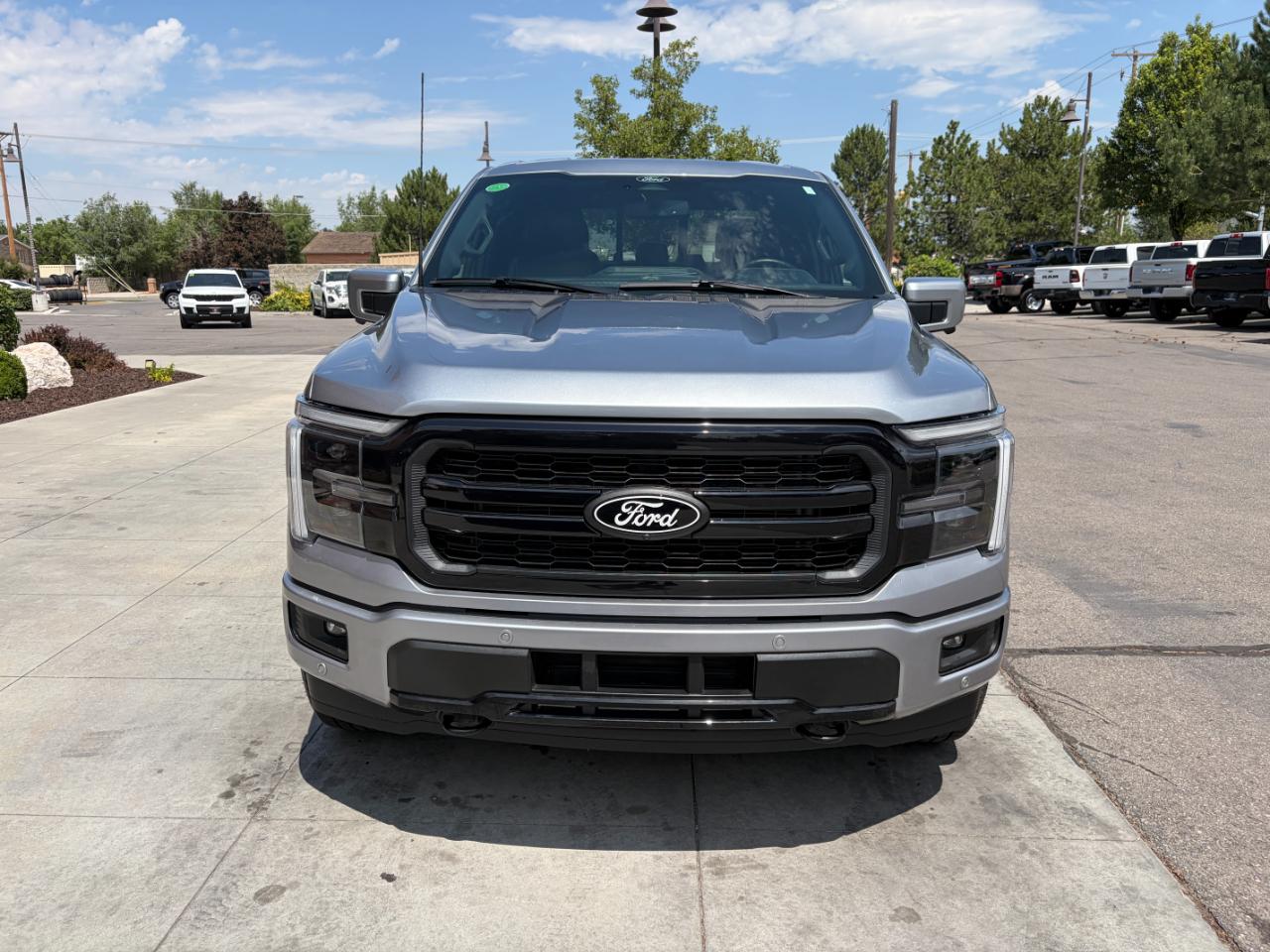 Ford F-150 Lariat 4WD SuperCrew 5.5' Box 2025