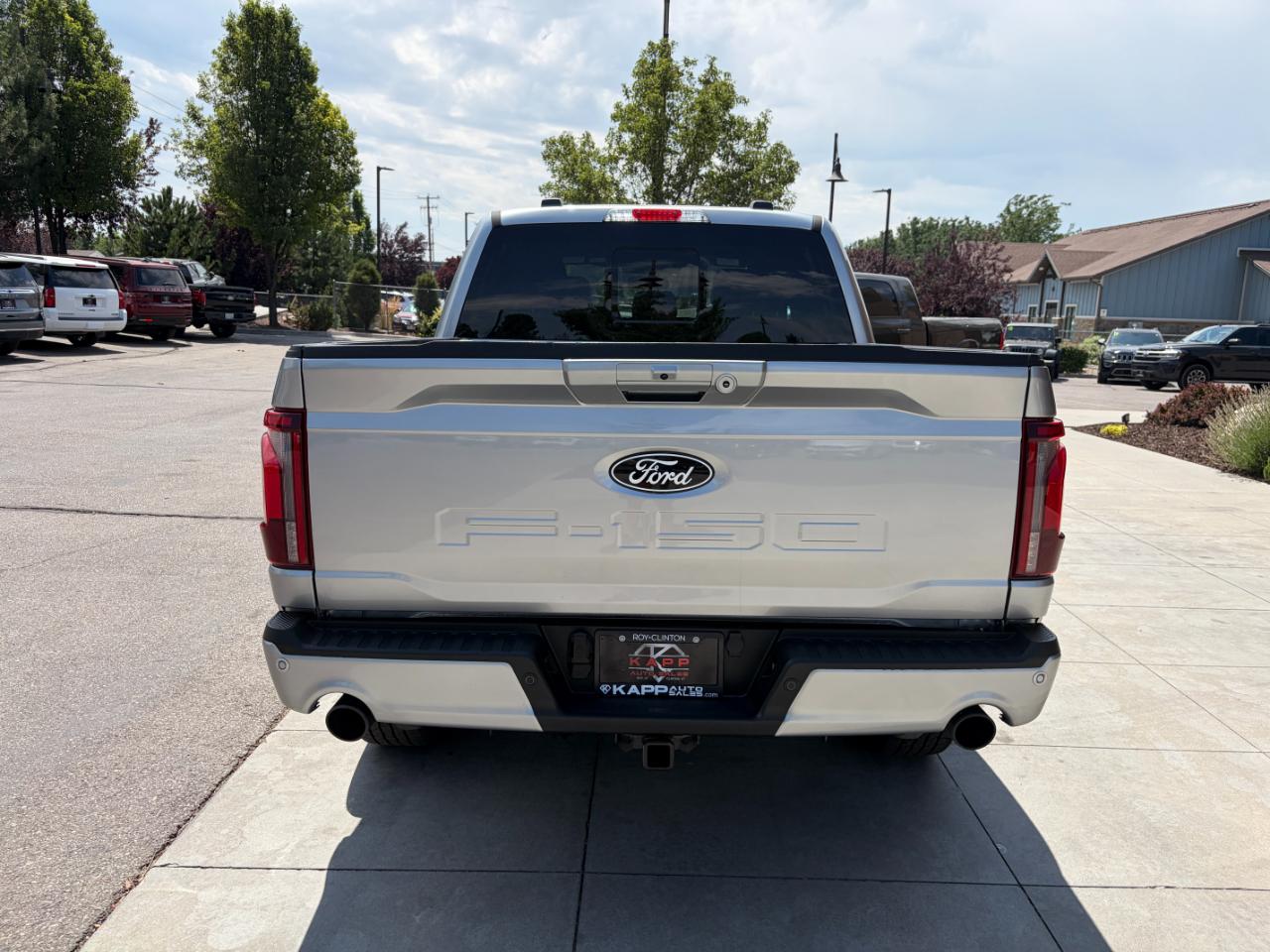 Ford F-150 Lariat 4WD SuperCrew 5.5' Box 2025
