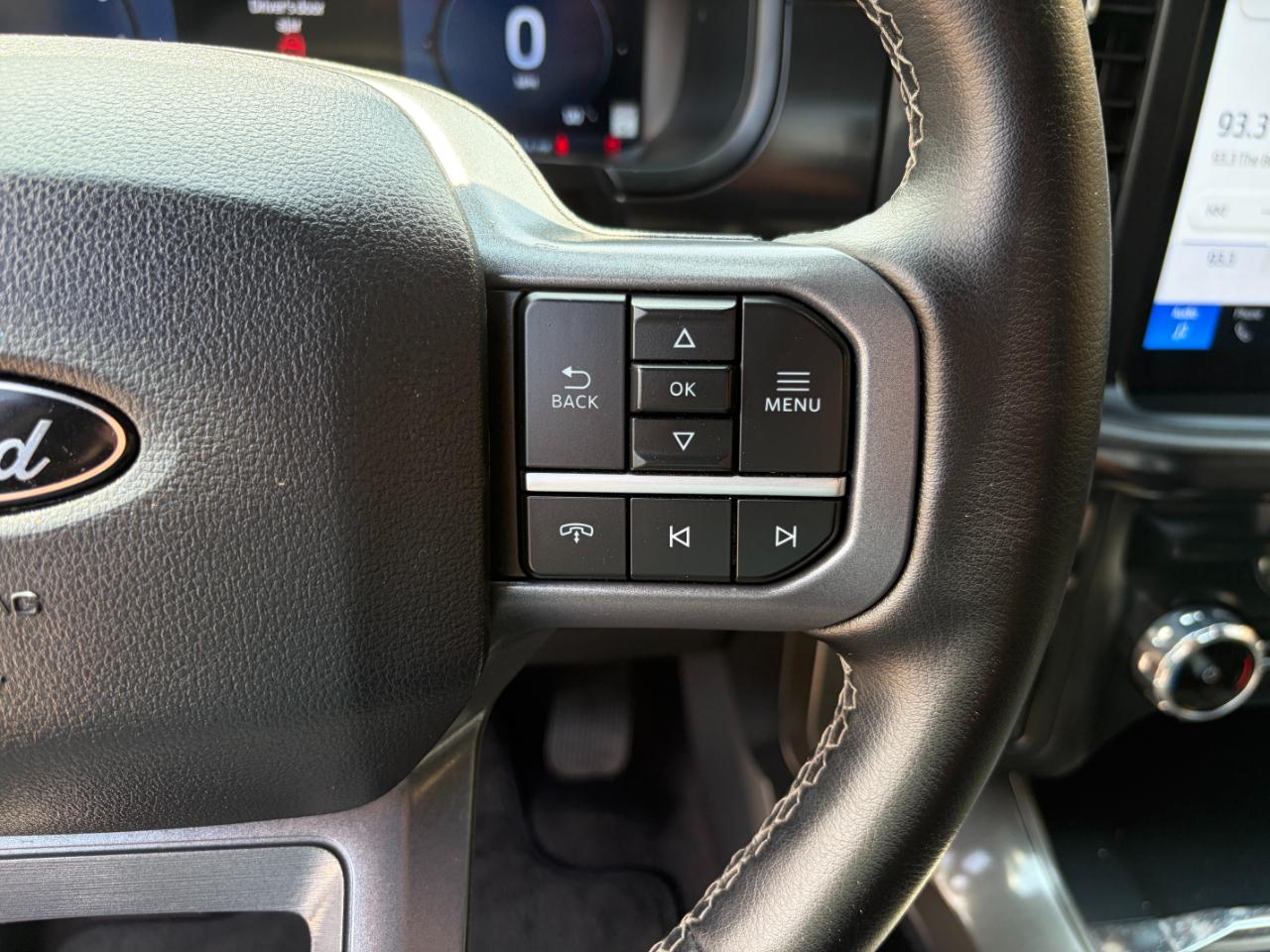 Ford F-150 Lariat 4WD SuperCrew 5.5' Box 2025