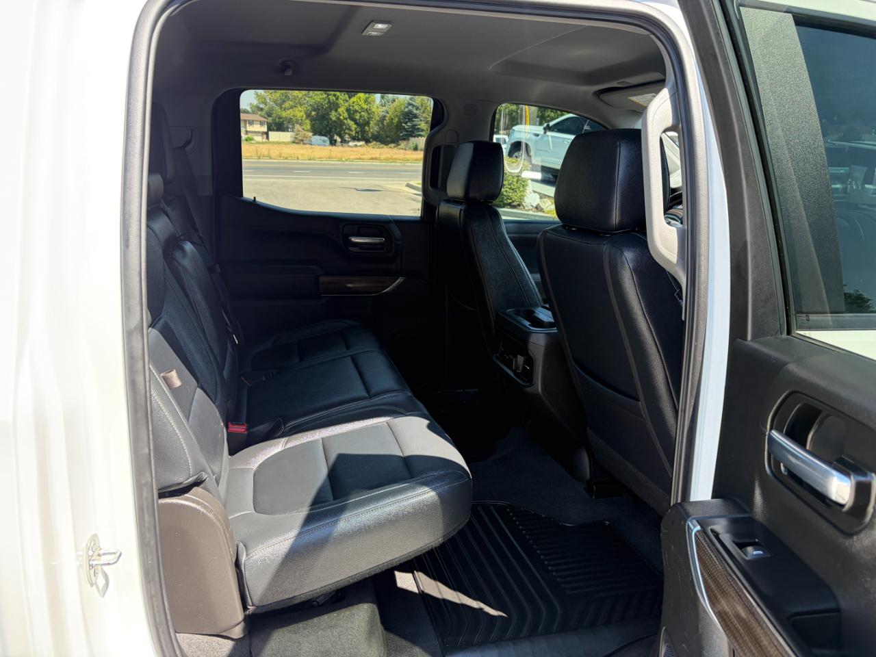 Chevrolet Silverado 1500 4WD Crew Cab 147" RST 2020