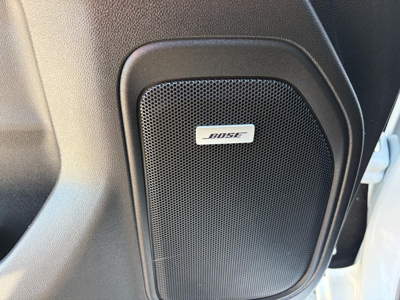 Chevrolet Silverado 1500 4WD Crew Cab 147" RST 2020