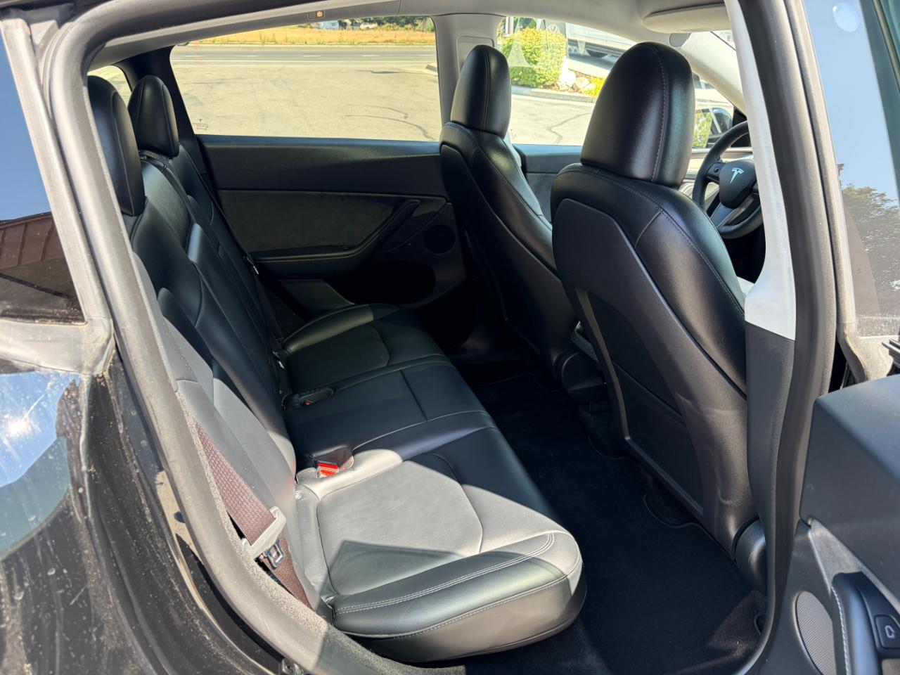Tesla Model Y Long Range AWD 2023