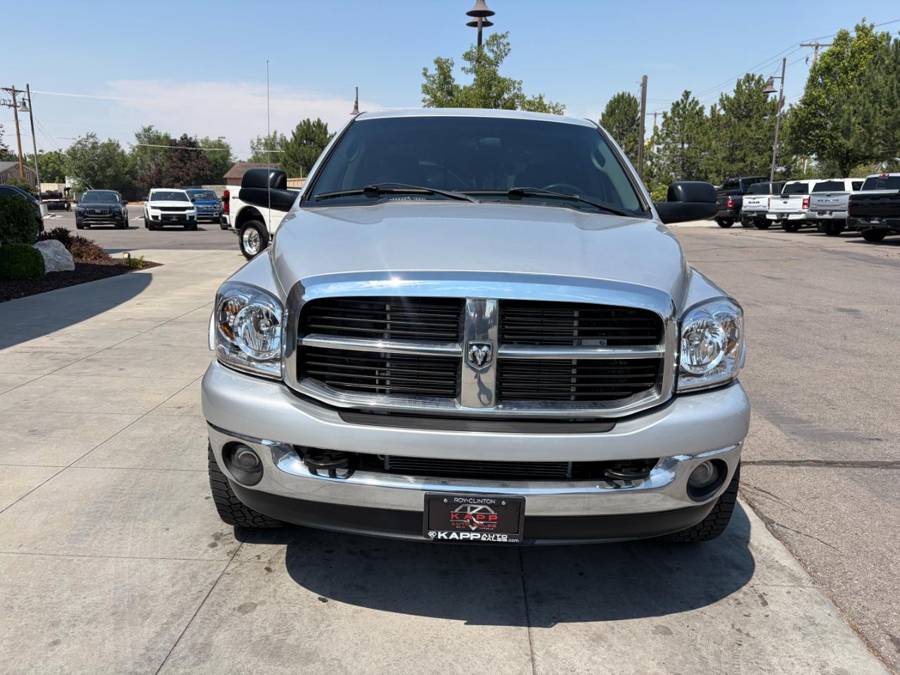 Dodge Ram 2500 4WD Quad Cab 140.5" SLT 2007