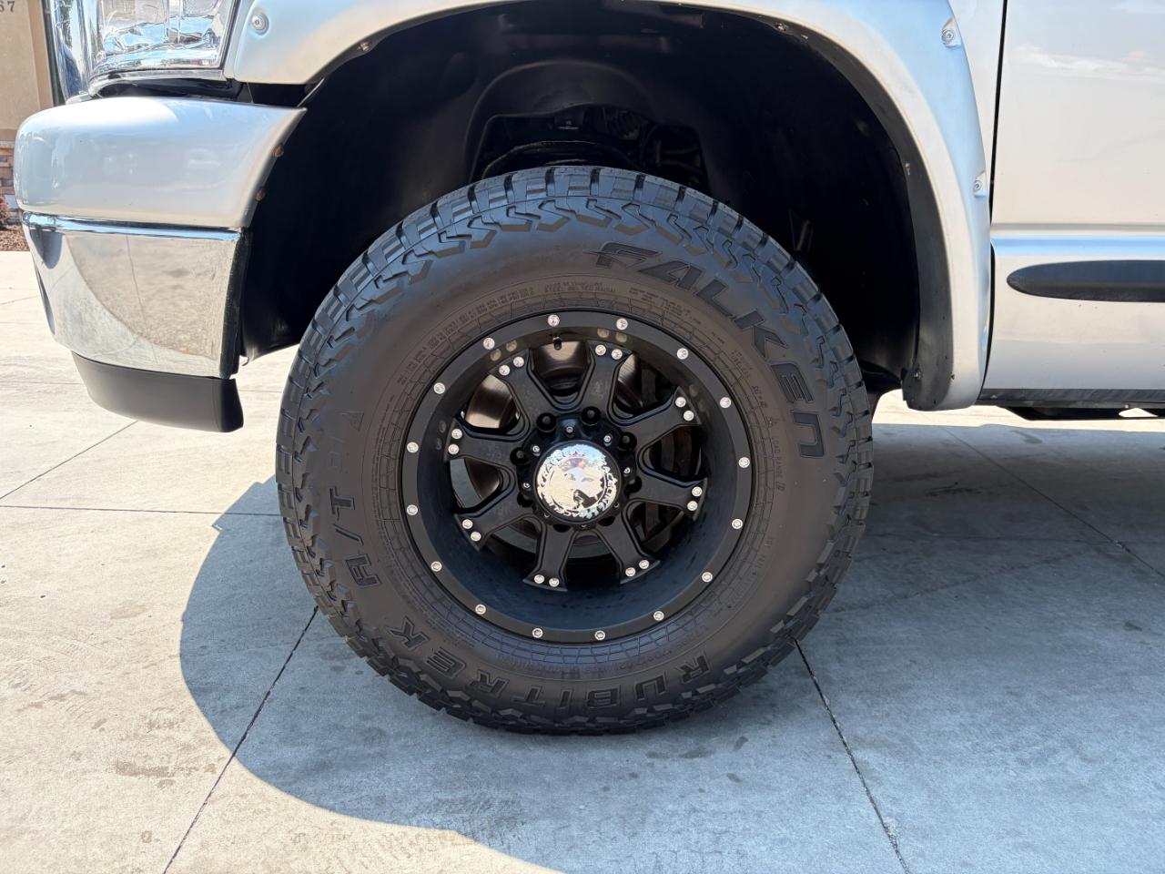 Dodge Ram 2500 4WD Quad Cab 140.5" SLT 2007