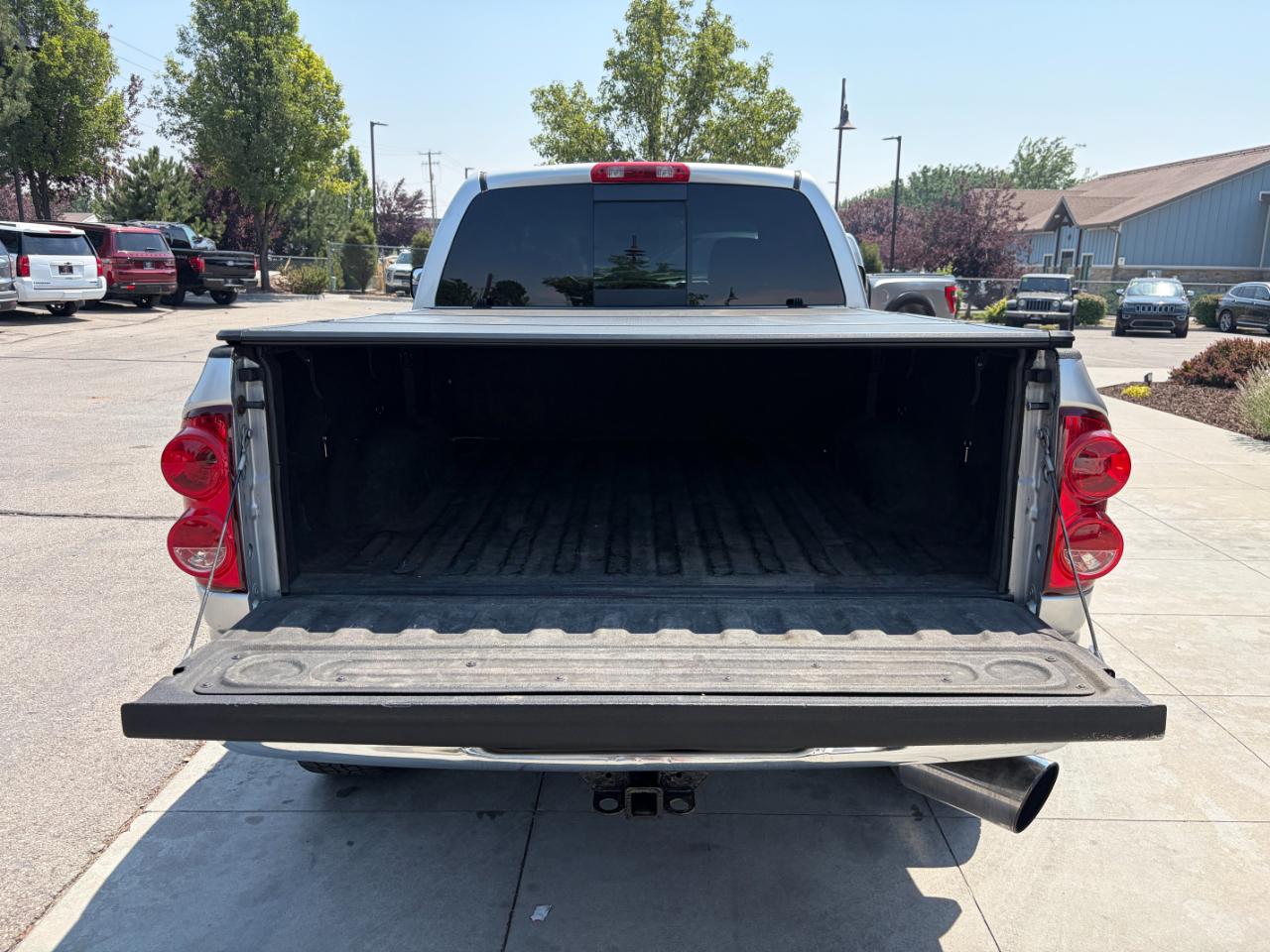 Dodge Ram 2500 4WD Quad Cab 140.5" SLT 2007