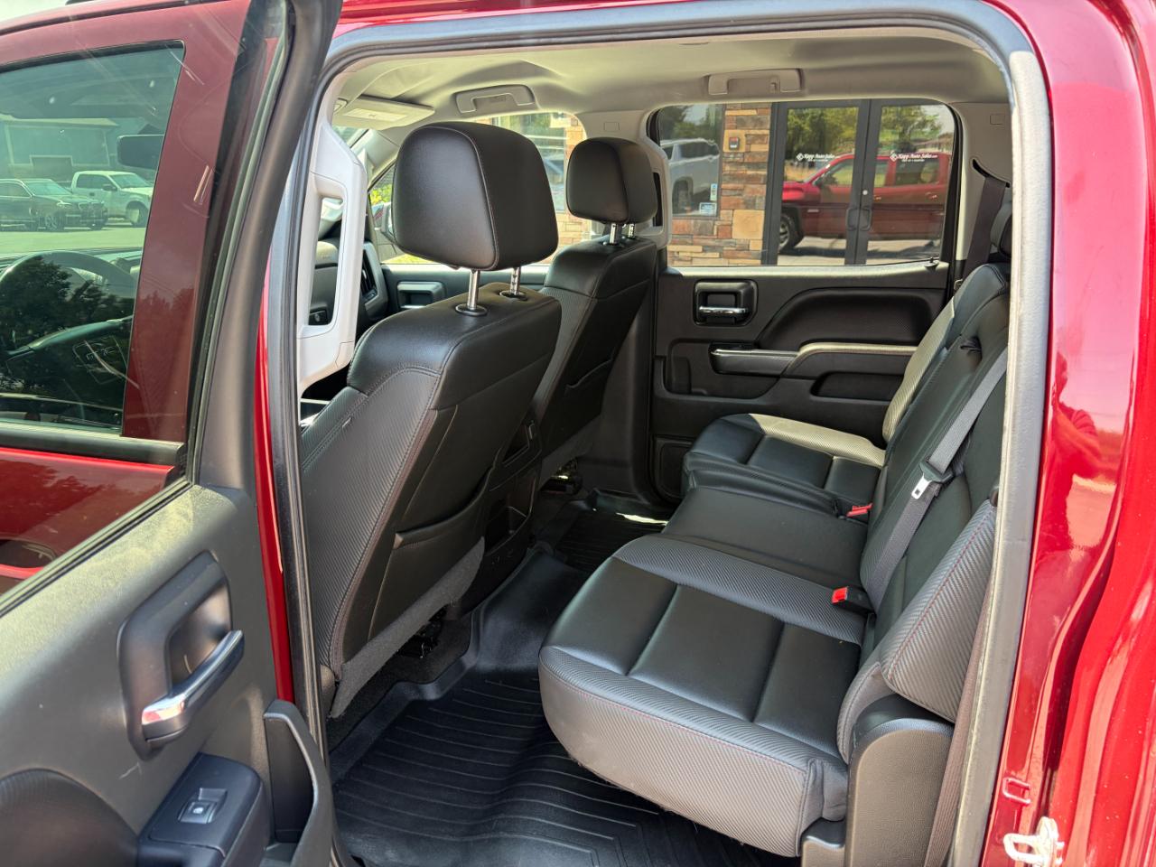 GMC Sierra 1500 4WD Crew Cab 153.0" SLT 2017