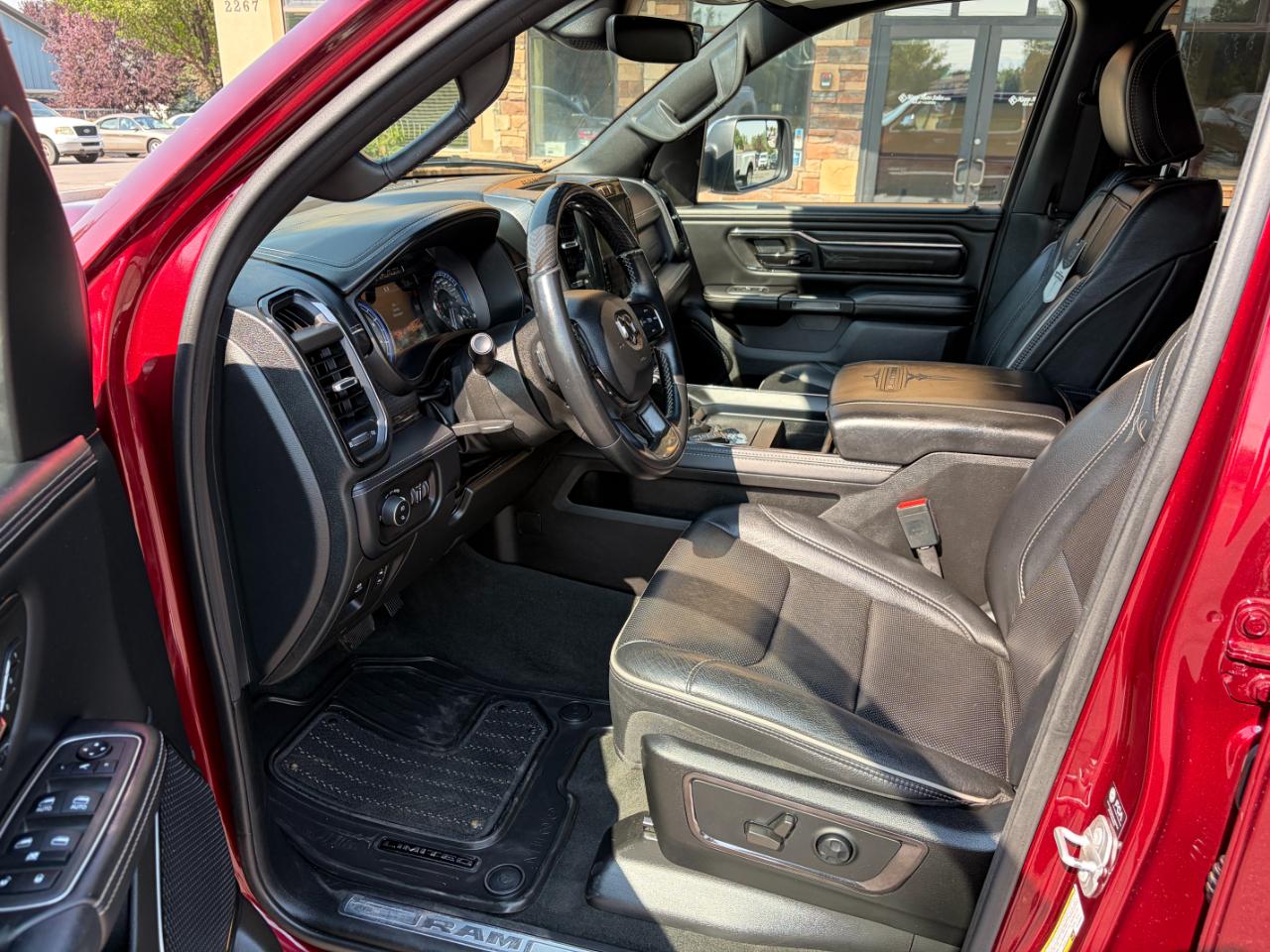 RAM 1500 Limited 4x4 Crew Cab 5'7" Box 2022
