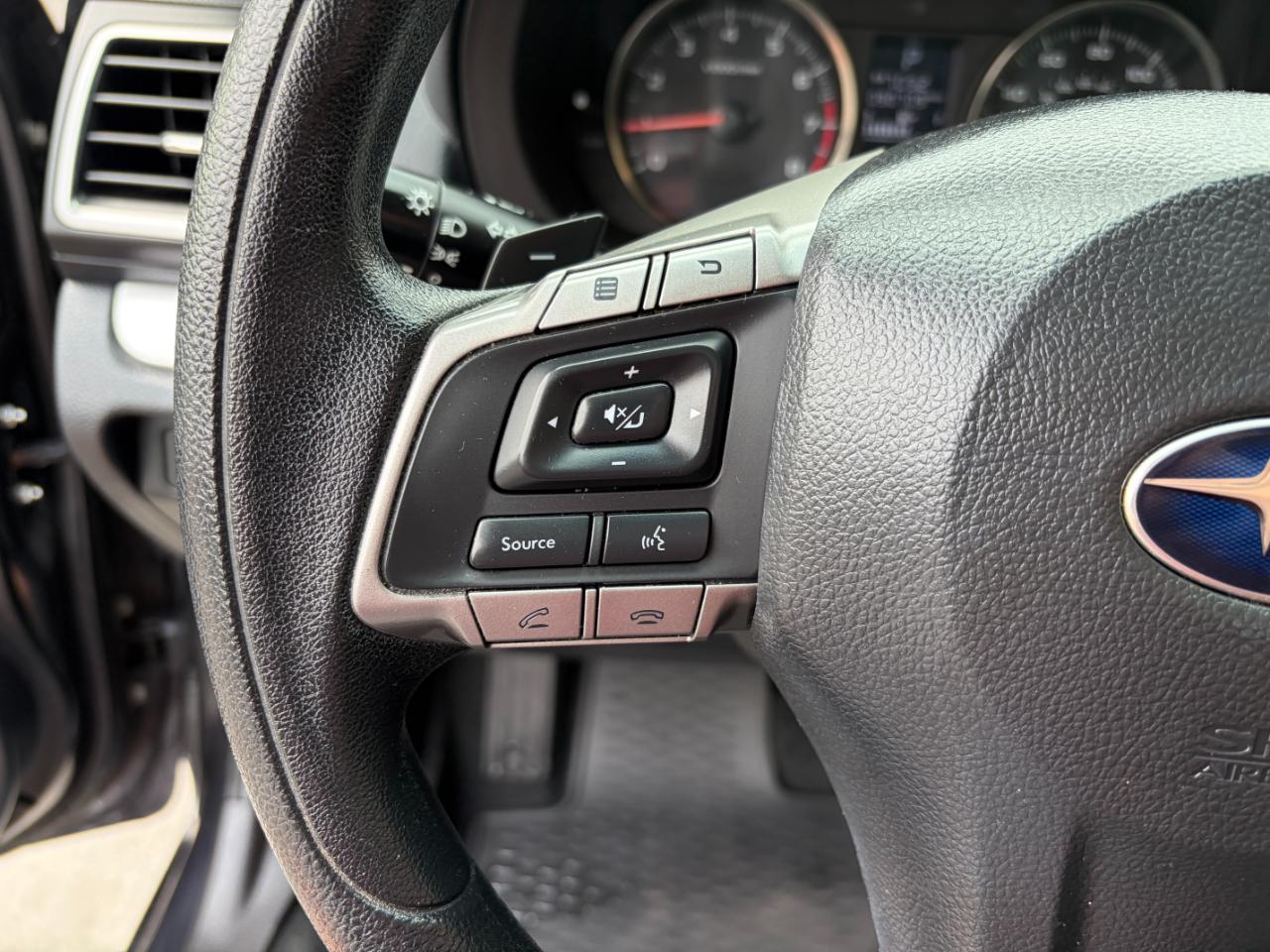 Subaru Impreza Sedan 4dr CVT 2.0i Premium 2015