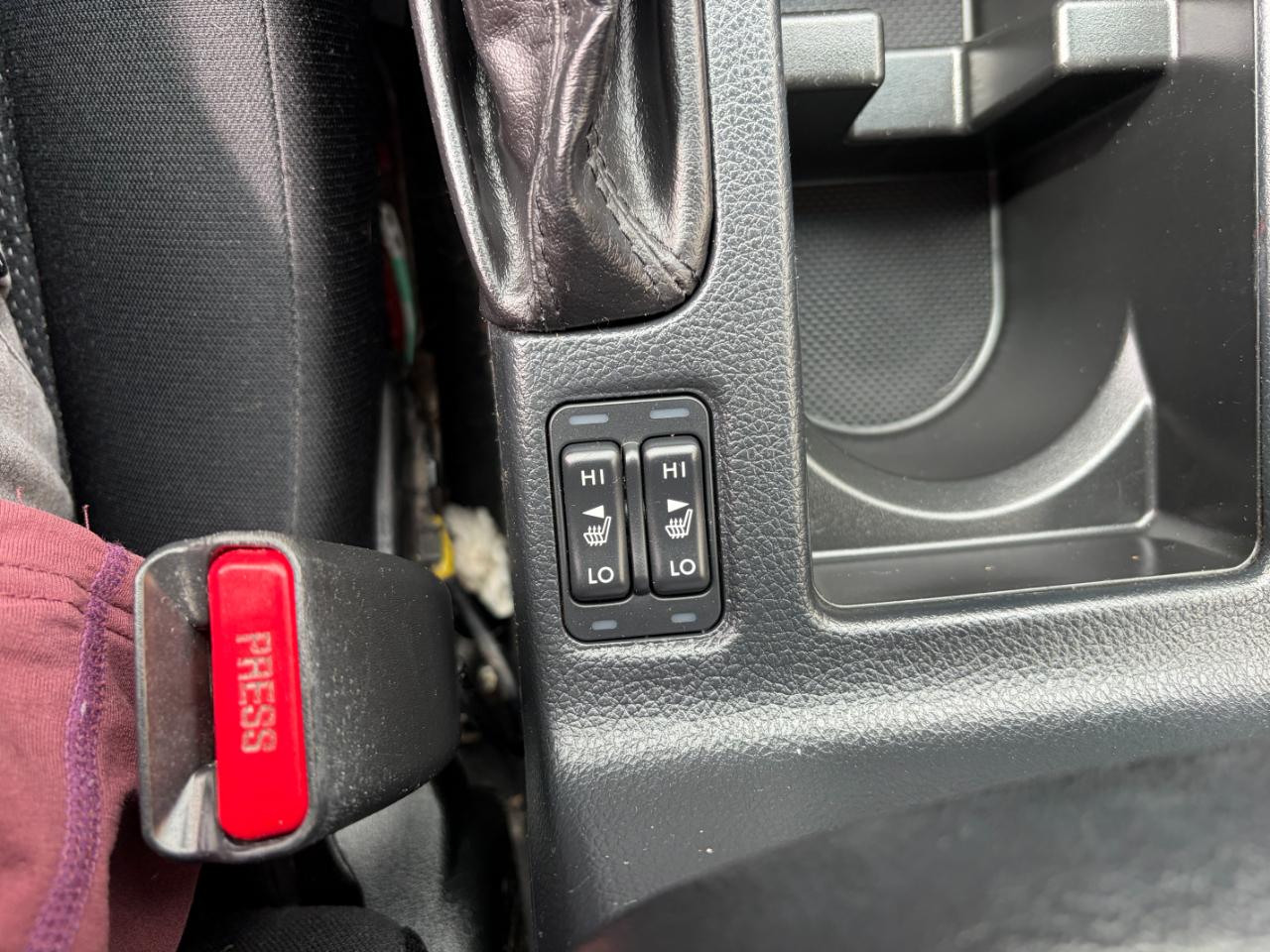 Subaru Impreza Sedan 4dr CVT 2.0i Premium 2015