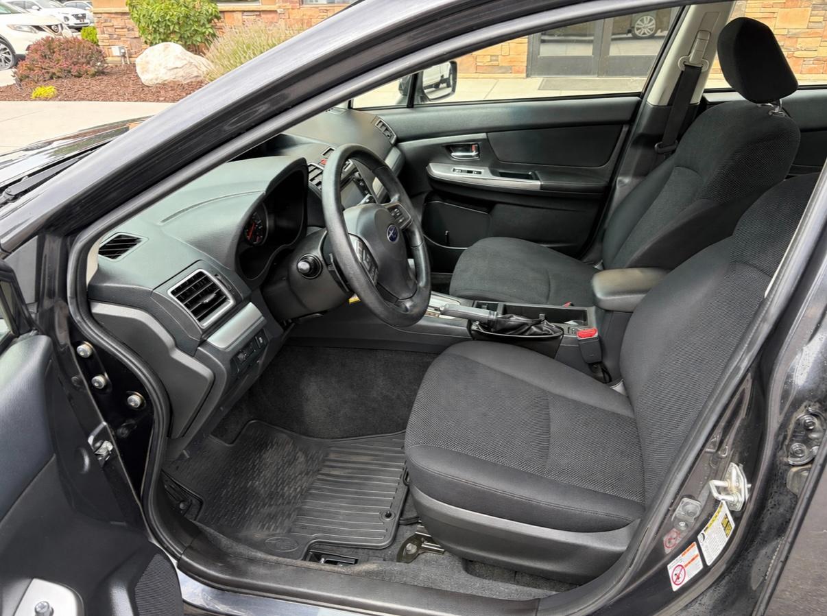 Subaru Impreza Sedan 4dr CVT 2.0i Premium 2015