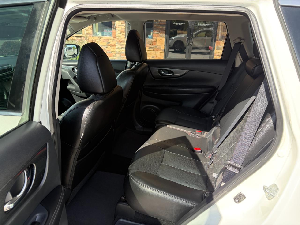 Nissan Rogue AWD 4dr SL 2016