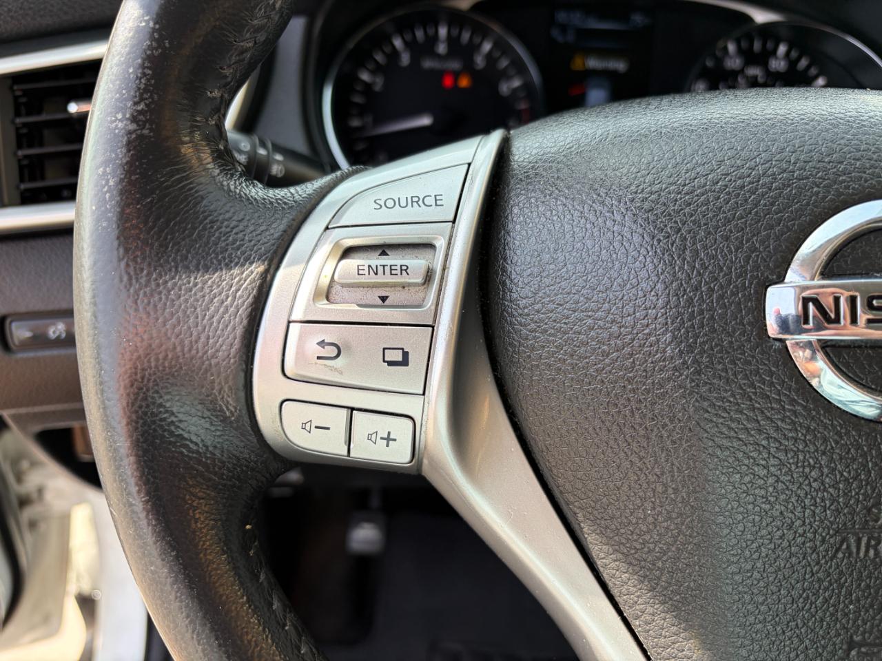 Nissan Rogue AWD 4dr SL 2016