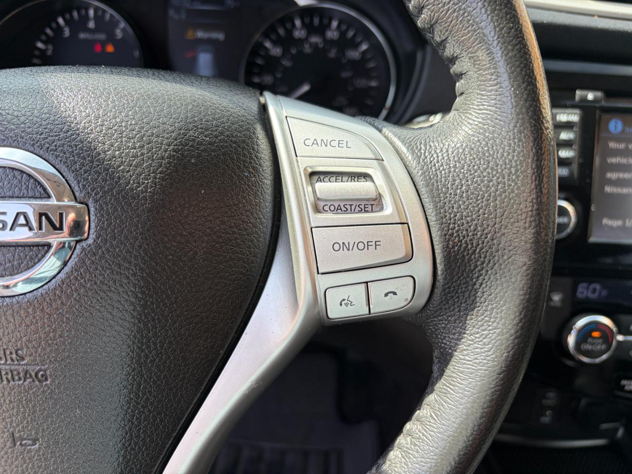 Nissan Rogue AWD 4dr SL 2016