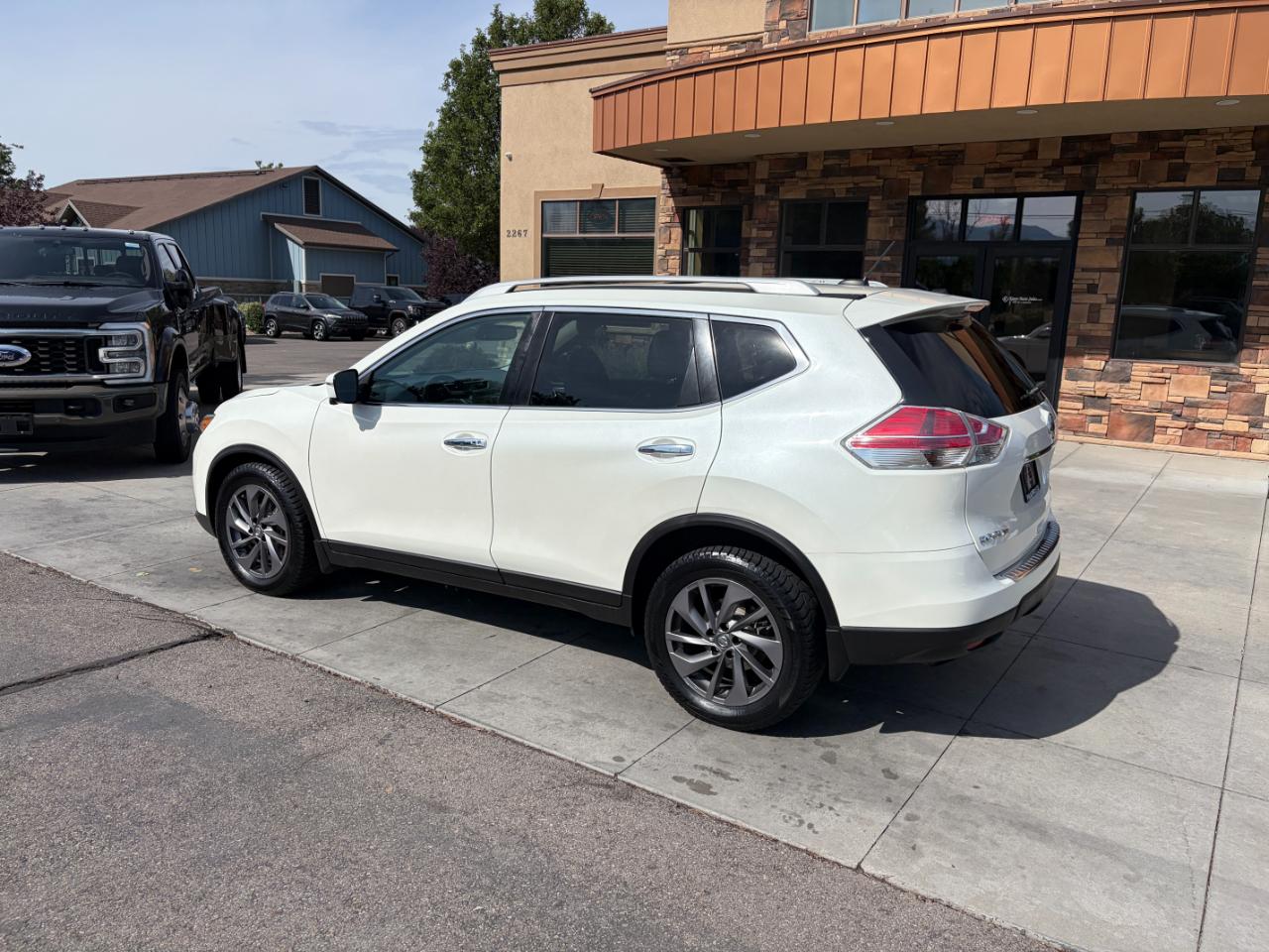 Nissan Rogue AWD 4dr SL 2016