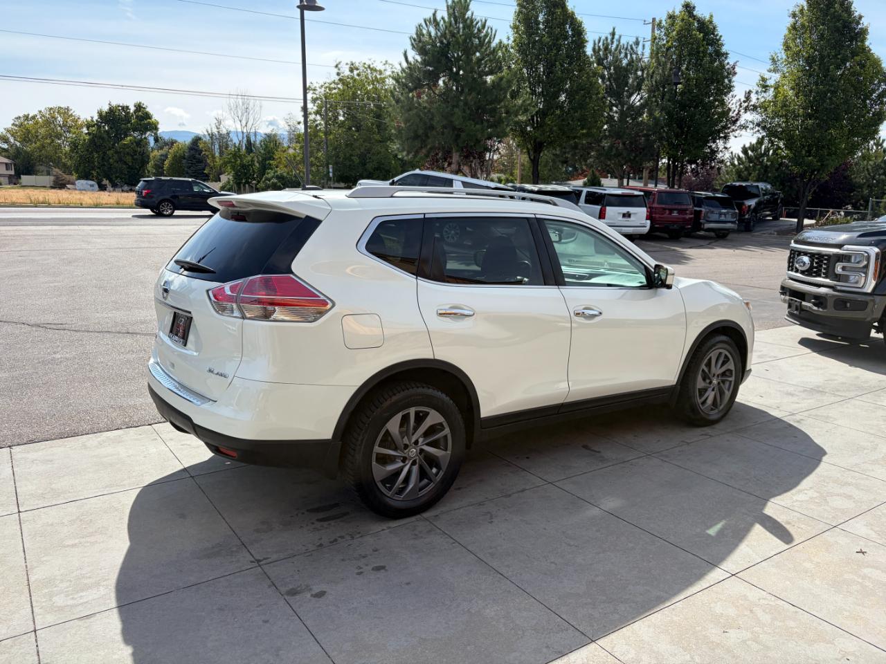 Nissan Rogue AWD 4dr SL 2016