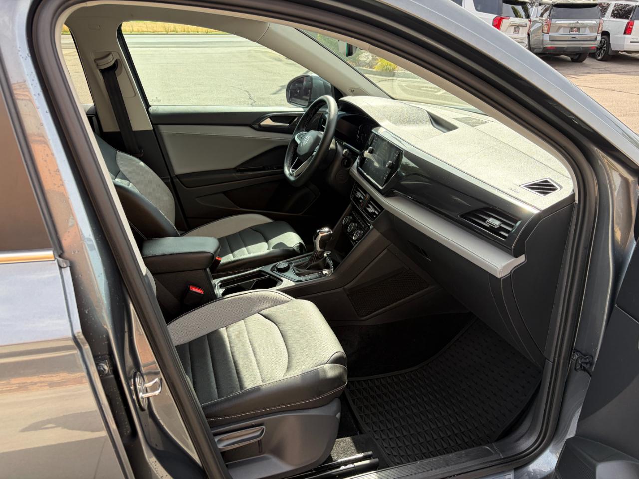 Volkswagen Taos SEL 4MOTION 2022