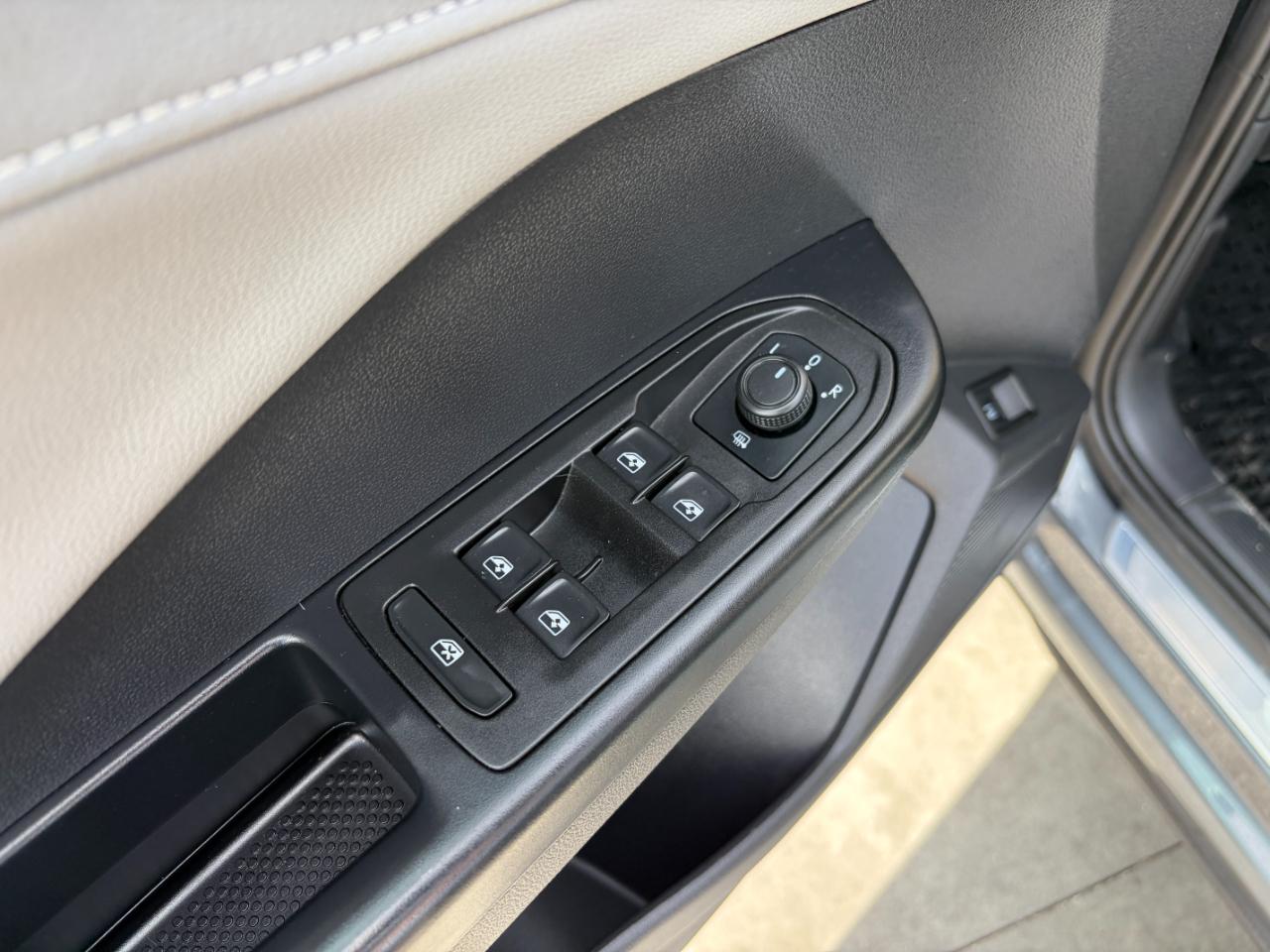 Volkswagen Taos SEL 4MOTION 2022