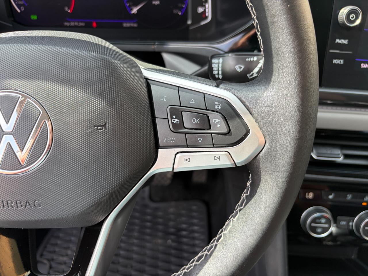 Volkswagen Taos SEL 4MOTION 2022