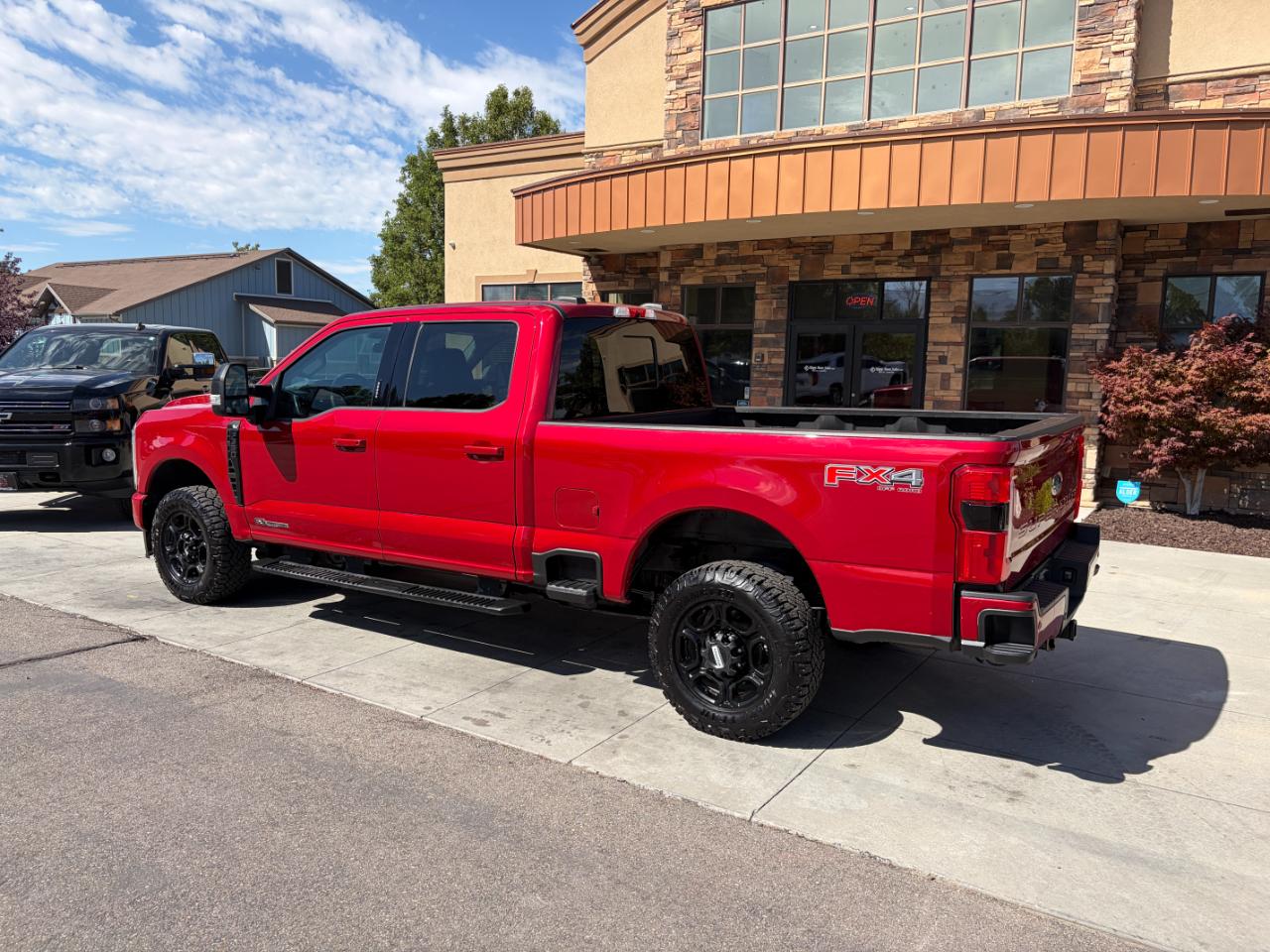 Ford Super Duty F-350 SRW XLT 4WD Crew Cab 6.75' Box 2023