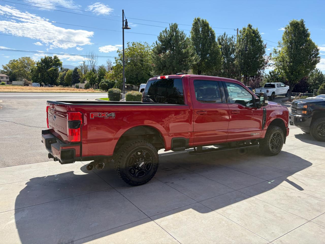 Ford Super Duty F-350 SRW XLT 4WD Crew Cab 6.75' Box 2023