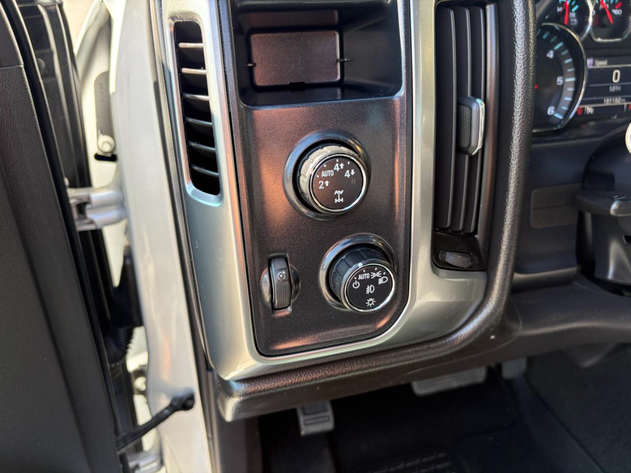 Chevrolet Silverado 1500 4WD Crew Cab 143.5" LT w/1LT 2014
