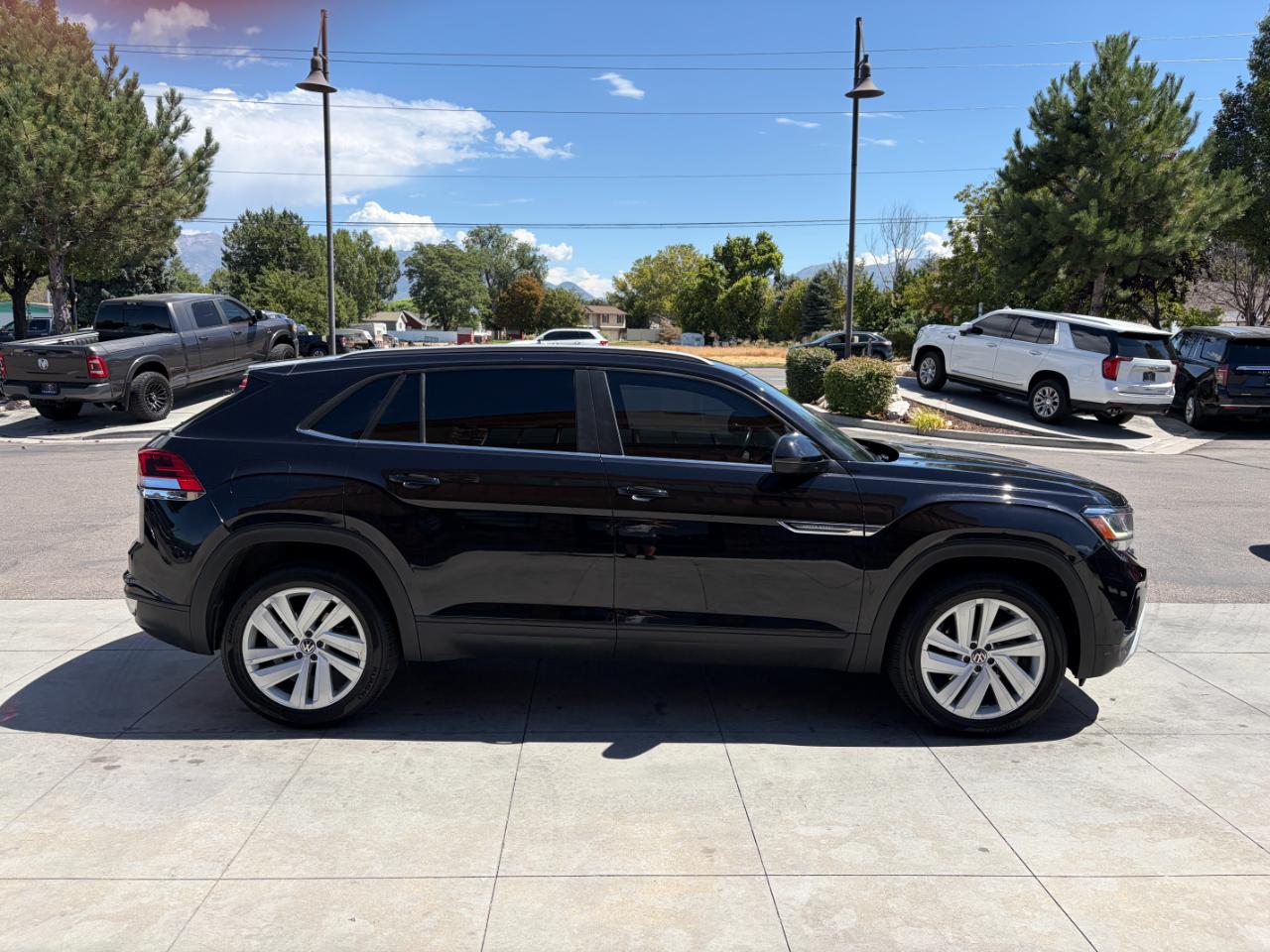 Volkswagen Atlas Cross Sport 3.6L V6 SE w/Technology 4MOTION 2020