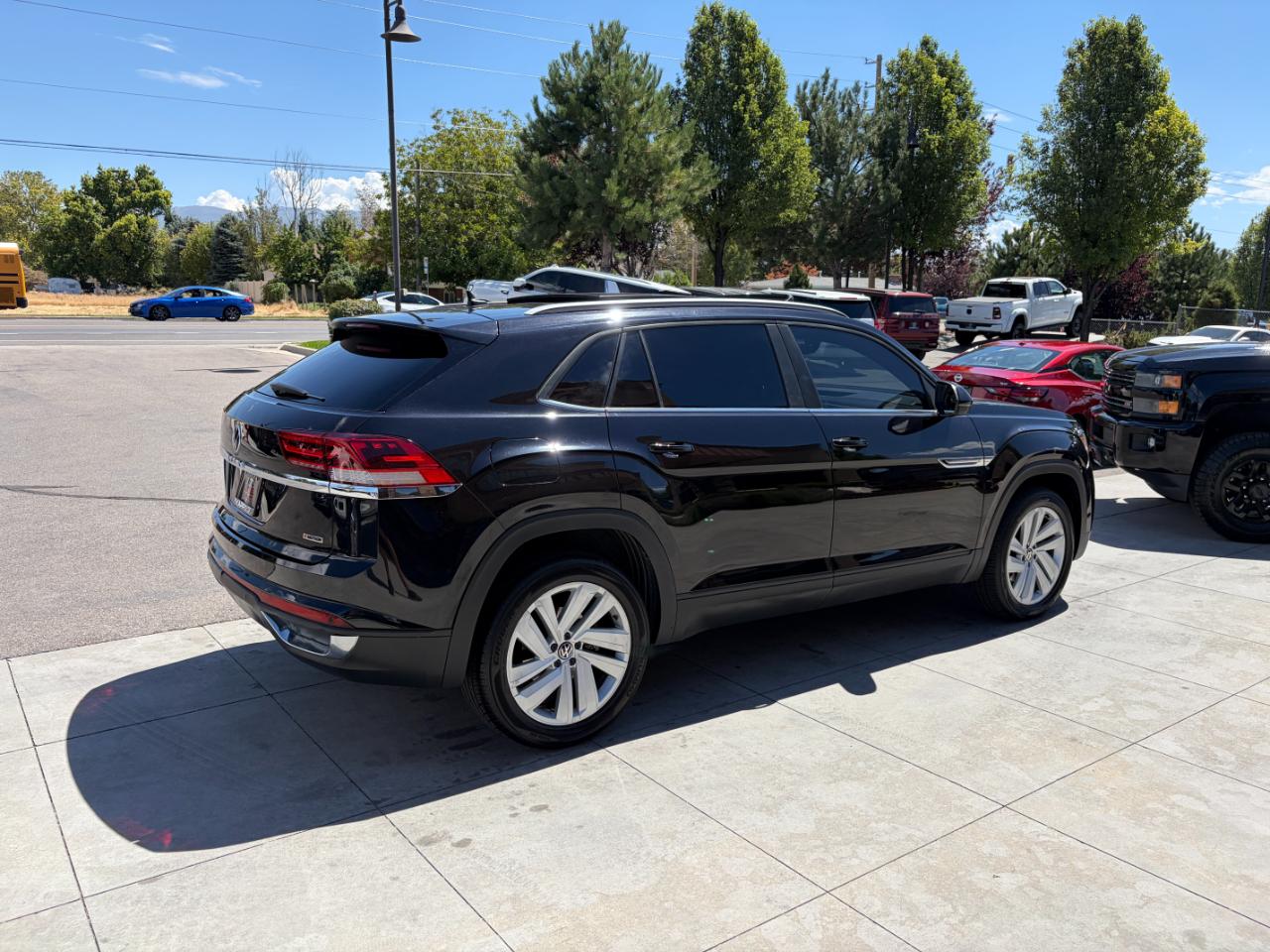 Volkswagen Atlas Cross Sport 3.6L V6 SE w/Technology 4MOTION 2020