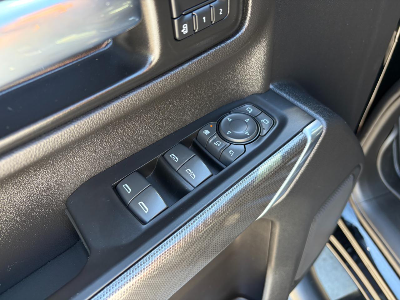 GMC Sierra 3500HD 4WD Crew Cab 159" AT4 2022