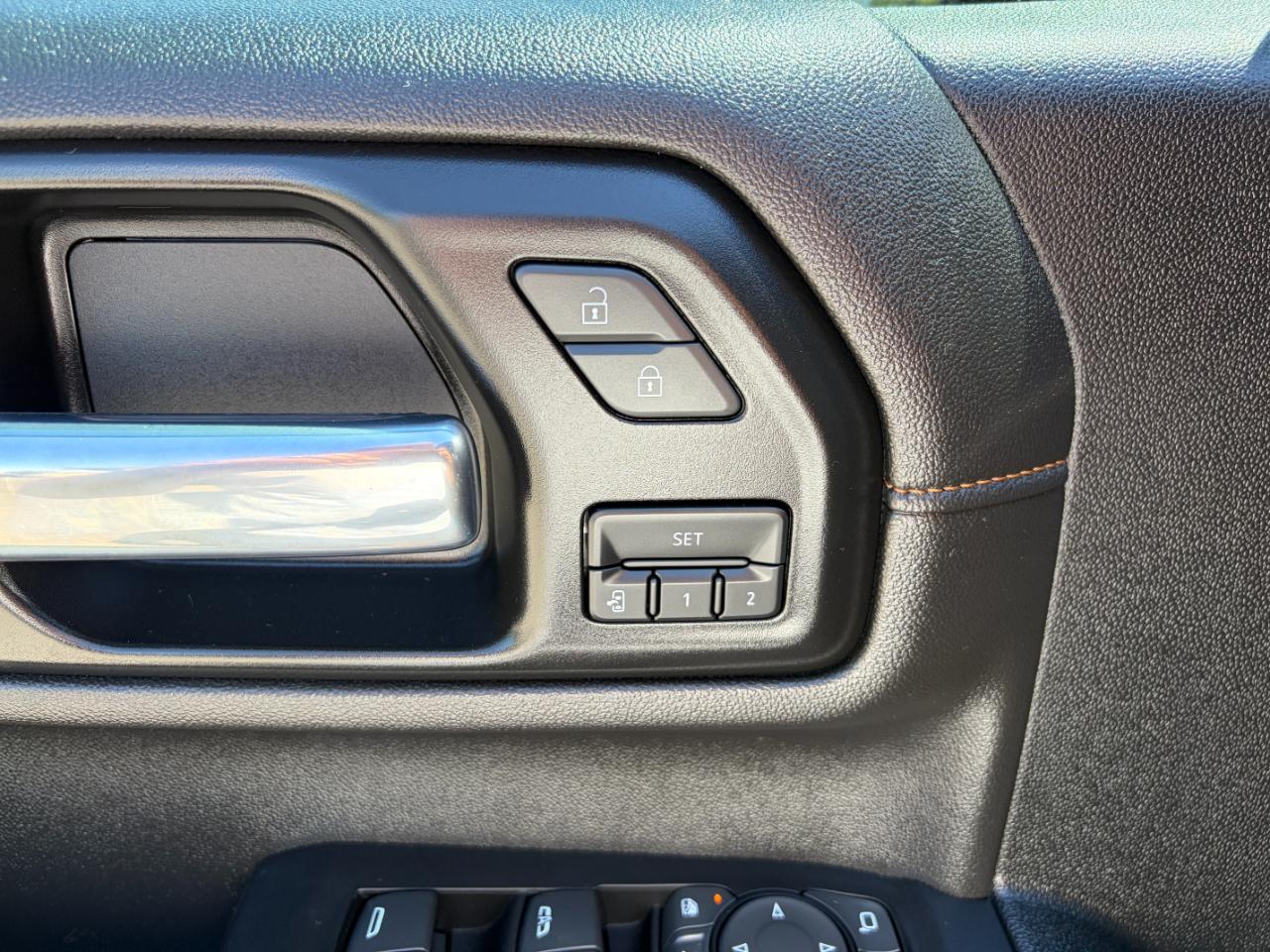 GMC Sierra 3500HD 4WD Crew Cab 159" AT4 2022