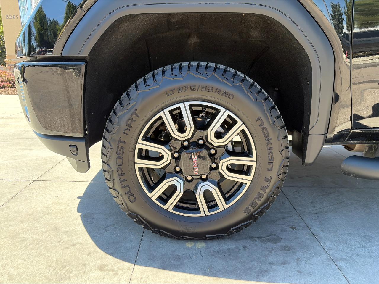 GMC Sierra 3500HD 4WD Crew Cab 159" AT4 2022